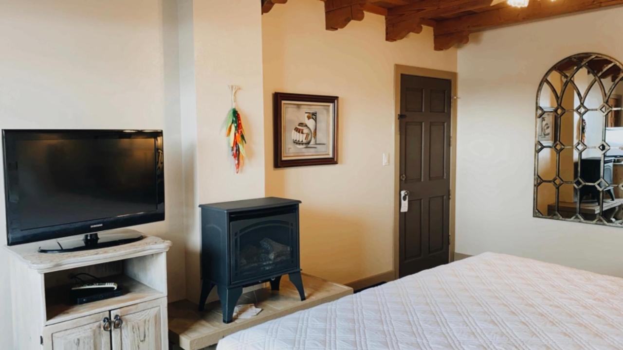 Chama Trails Motel Bagian luar foto