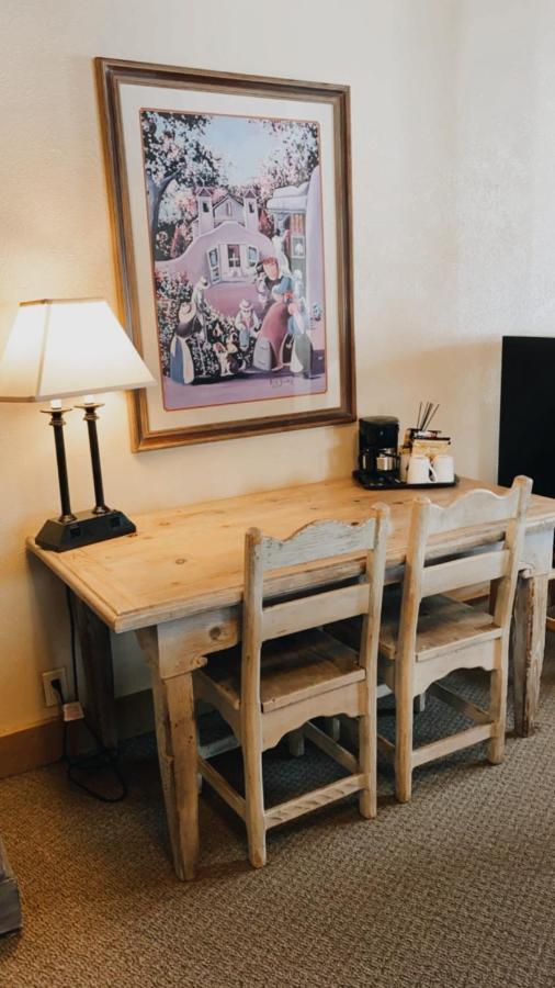 Chama Trails Motel Bagian luar foto