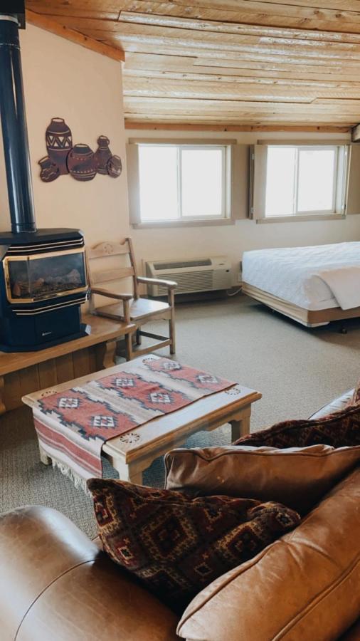 Chama Trails Motel Bagian luar foto